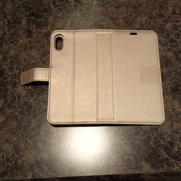 NIP SKECH Polo Book iPhone Xs Max Champagne Color - Picture 8 of 8